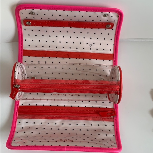 Stella & Dot Roll With It Travel Case - Picture 2 of 2